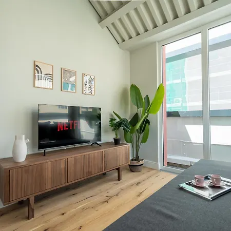 Apartment Rooftop Design Con Terrazzo - Duomo-porta Romana *